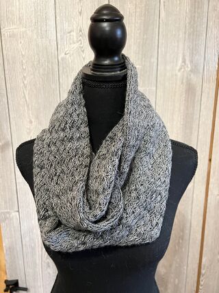 Cable infinity scarf