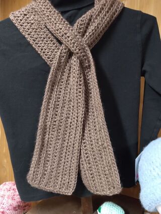 Keyhole Alpaca scarf