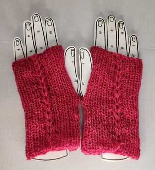 100% Alpaca Fingerless Gloves - red