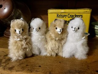 Small Alpaca Figures- Super Cute!